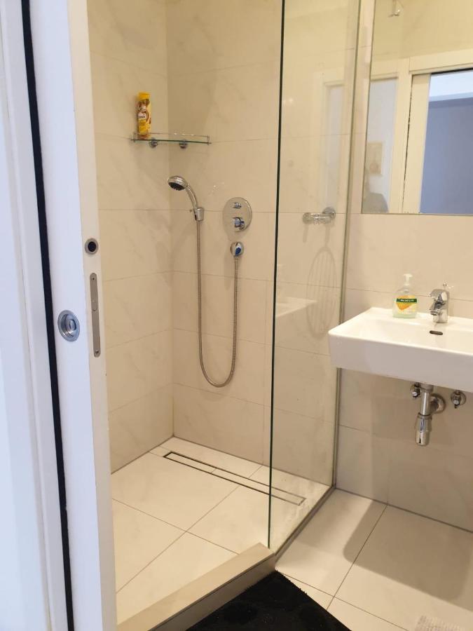 Deluxe Apartment 5P Mm A Wenen Buitenkant foto