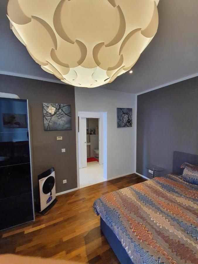 Deluxe Apartment 5P Mm A Wenen Buitenkant foto